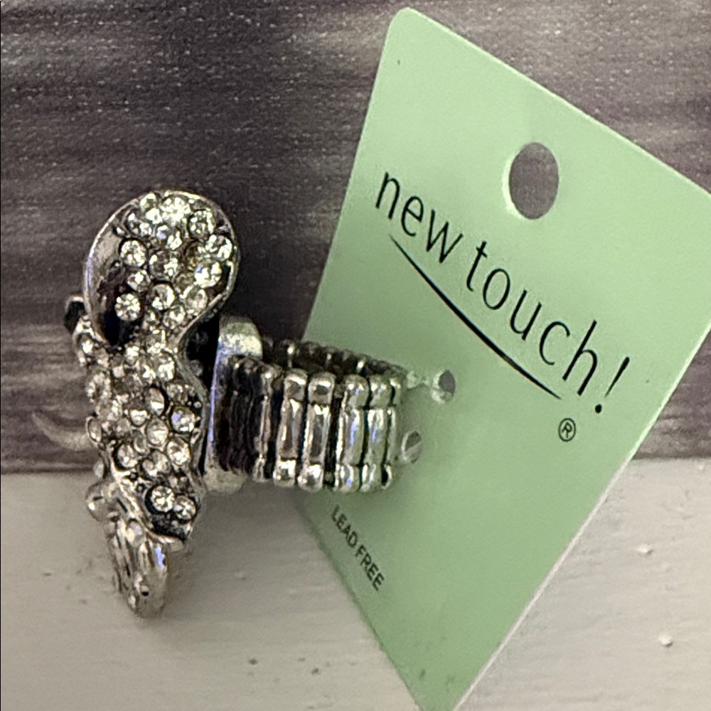 Silver Elephant Ring with Rhinestones - Picture 4 of 6